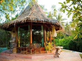 Amphawa Club Resort