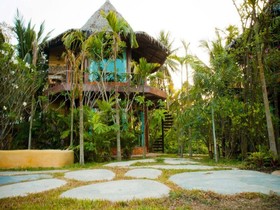 Amphawa Club Resort