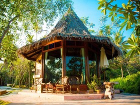 Amphawa Club Resort