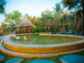 Amphawa Club Resort
