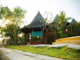 Amphawa Club Resort