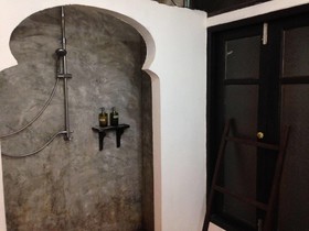 At Casa Guesthouse Amphawa