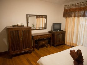 Baan Tai Had Resort & Water Sports