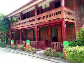 Jaroenrat Resort