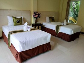 Nature and Green Resort Amphawa