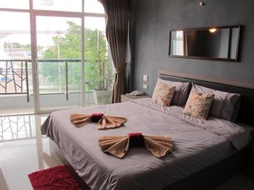 Smile House 3