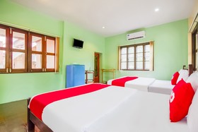 The House Amphawa by Oyo Rooms