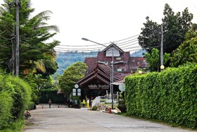 Pornpailin Riverside Resort