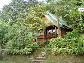 Baan Ing Khao Resort
