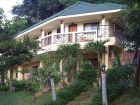 Baan Ing Khao Resort