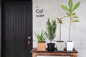 Lom-Bon-Fuuk Home & Coworking Space
