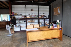 Lom-Bon-Fuuk Home & Coworking Space