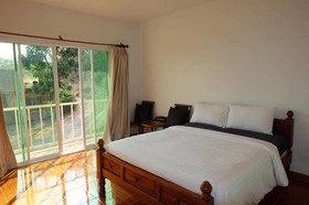 Mai Ngern Mai Thong Resort