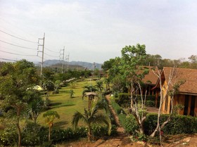 Mai Ngern Mai Thong Resort