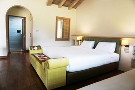 Mela Garden Retreat Cottage