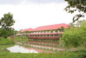 Muaklek Health Spa & Resort