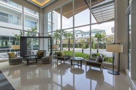 Kantary 304 Hotel