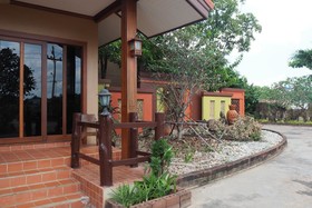 Maihom Resort