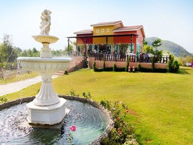 Bellissimo Cafe & Resort