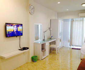 108 Beds Hostel