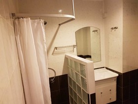 Atchara Service Apartment