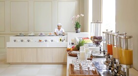 Balcony Courtyard Si Racha Hotel & Serviced Apartments