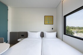 Go Hotel Bowin At Robinson Lifestyle Bowin