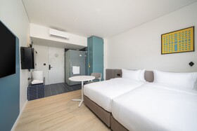 Go Hotel Bowin At Robinson Lifestyle Bowin