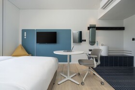 Go Hotel Bowin At Robinson Lifestyle Bowin