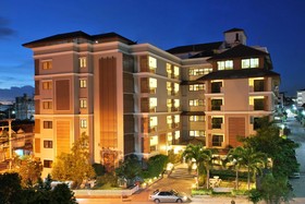 Grand Marina