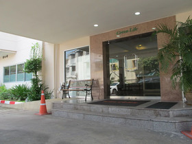 Green Life Service Apartment