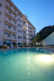Green Life Service Apartment