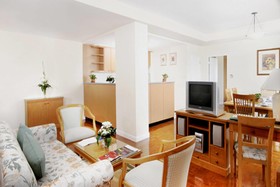 Classic Kameo Hotel and Serviced Apartments, Sriracha