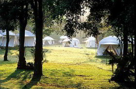 Khao Kheow Es-Ta-Te Camping Resort & Safari