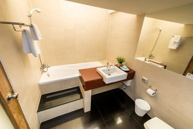 Laemtong Serviced Apartment
