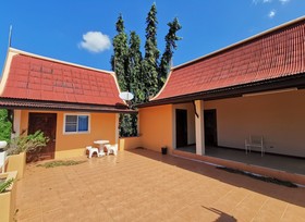 Lek Homestay