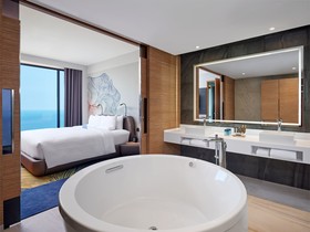 Novotel Marina Sriracha & Koh Si Chang