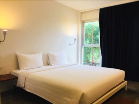 NYTH Hotel