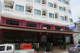 Somjai House