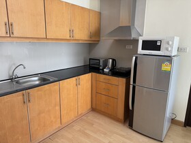Sriracha Avenue Serviced Apartment