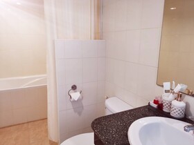 Sriracha Avenue Serviced Apartment