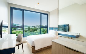 S Sriracha Hotel And Residence