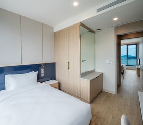 S Sriracha Hotel And Residence