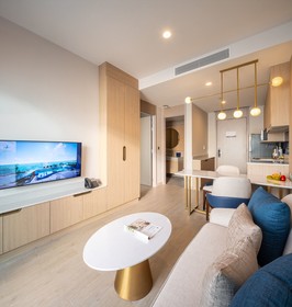 S Sriracha Hotel And Residence