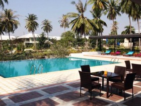 Suwan Driving Range And Resort