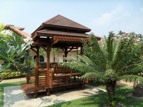 Thai Crystal Resident