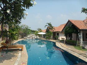 Thai Crystal Resident