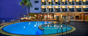 The Loft Seaside Sriracha