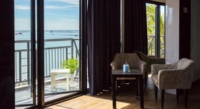 The Loft Seaside Sriracha