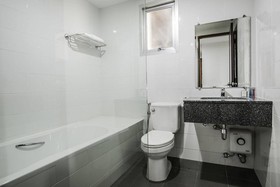 Winner Sriracha Service Apartment